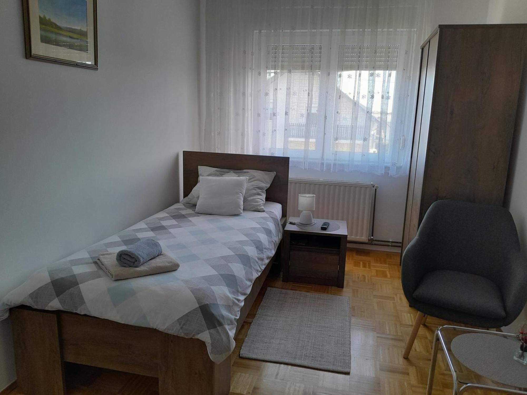 Apartman Kod Dide I Bake Vukovar Esterno foto